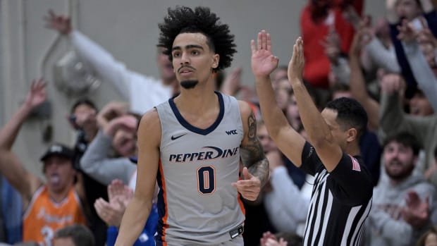 Pepperdine Waves guard Houston Mallette